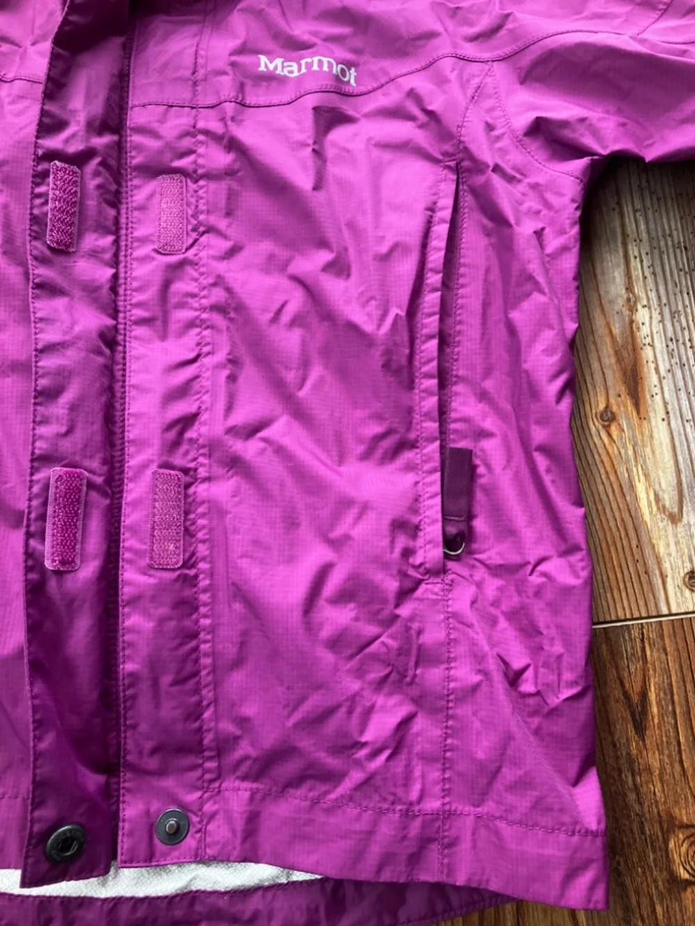 Marmot Girls Rain Jacket Purple Nylon Hooded Lightweight, Size Youth XS